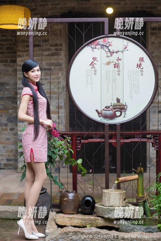 IMiss爱蜜社 - 你以为ALICE梁紫轩只是在穿连衣裙？错了，她是世上最优雅的下载器，带你全套体验！