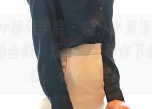 MFStar模范学院 – 哇，小果冻儿jelly和朋友的合影，双人图包等你下载，别担心，不会吃胖！