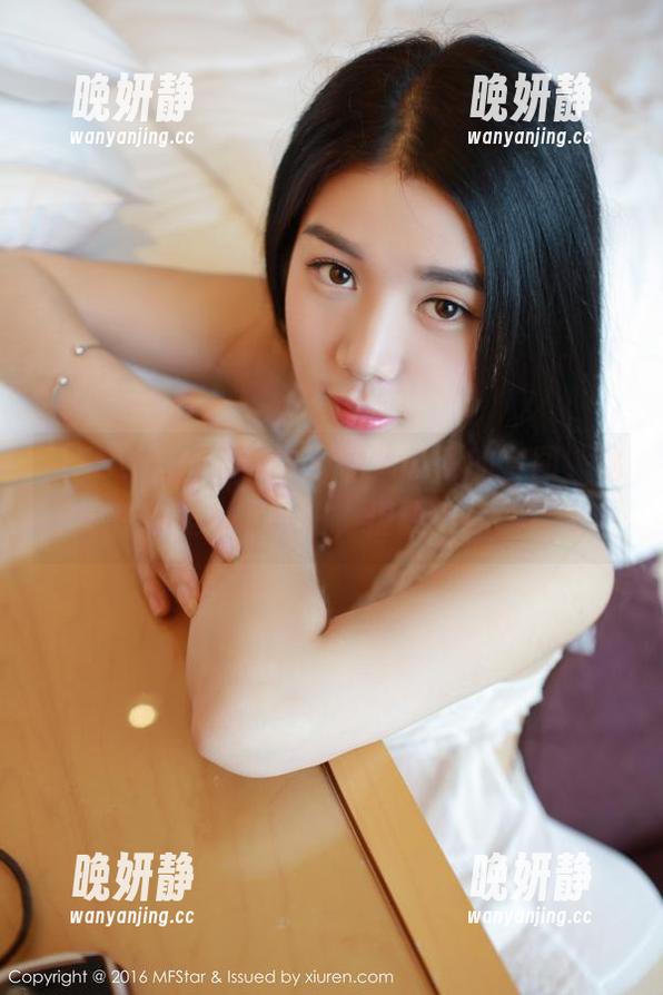 MFStar模范学院 - 甜筒晓彤的套图，秘密全在这里。下载吧，但要小心被迷住。