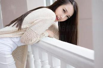 MiStar魅妍社 – 绯月樱_Cherry白皙肌肤，学姐形象，加一下网盘再下载！