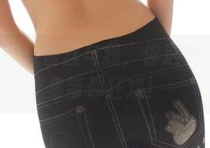 ROSI私拍：蕾丝与我，你选哪一条？合集带你狂欢！