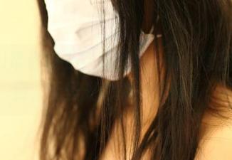 ROSI带你感受空姐的另一面，套图时间到，无圣光也能飞得挺高。