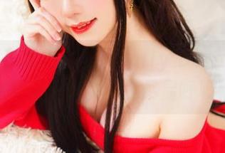 一言不合就拍套图,Sally Dorasnow和宝钟玛琳的写真示范尽显呼吸畅快!