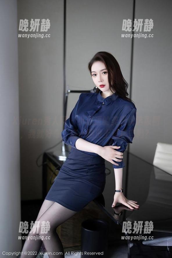 Xiuren秀人网-小逗逗 Xiuren秀人网 - 小逗逗的美腿优选原图,我就好奇,这小腿没上过广告吗?