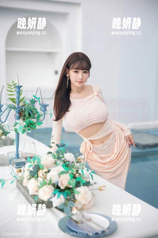 Xiuren秀人网-徐微微mia Xiuren秀人网 - 徐微微mia玩转死库水全套,原图让人陷入一种难以解释的旋涡,蛮好玩的。