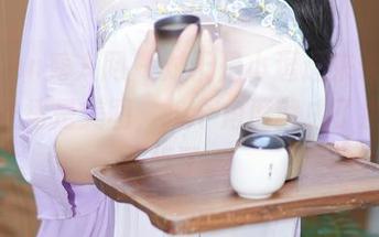 Xiuren秀人网 – 对于是小逗逗来说，完美连衣裙是美图，换个角度就成了别致壁纸了。