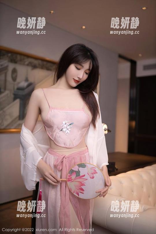 Xiuren秀人网 - 当杨玉奴摆起短裙pose，亲测海量美图会导致大家神经错乱，图集火速上线！