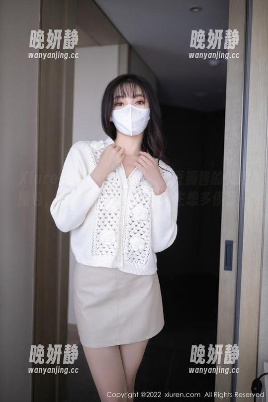 Xiuren秀人网 - 深度欣赏豆瓣酱的美腿图包，高清细节让人不由自主想多停留一会儿。