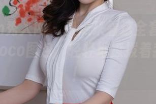 Xiuren秀人网 – 快点来看这全套校服的赵惟依coco图包，轻轻地撩拨着我的记忆！