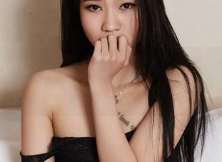 YouWu尤物馆 – 李宓儿私拍：“蕾丝”不仅能让她的肌肤发光，还能让你的小心脏加速哦！