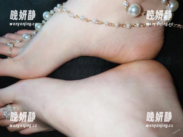 微密圈 - YuYu超甜丫短裙甩出了不一样的味道，高清图片能否捉住那份独特？
