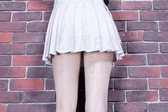 beautyleg – 化身黑白女神，最新Michelle写真：尺寸合适就好！