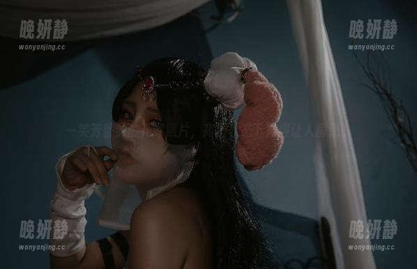一笑芳香沁的花嫁照片，高清状态下美得让人屏息。