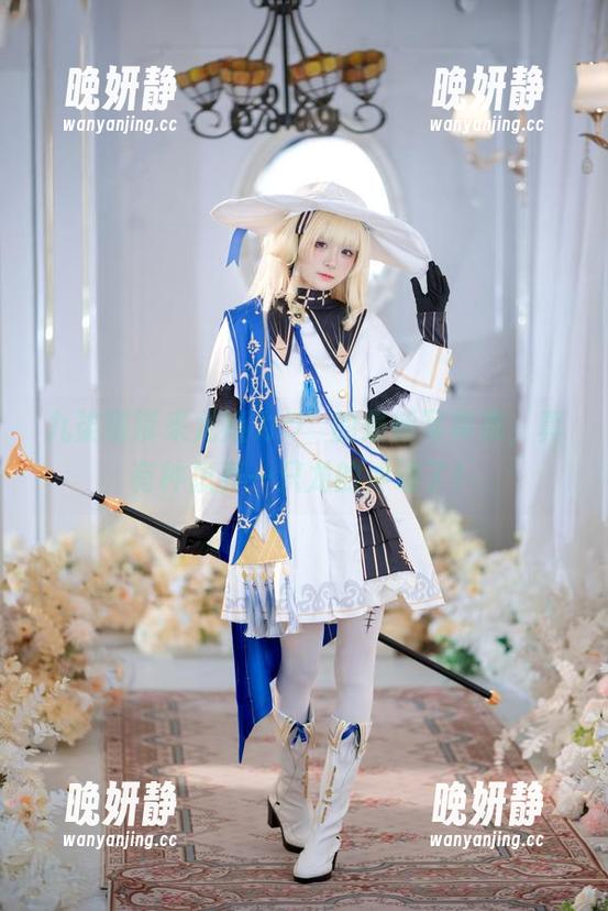 九柒喵带来龙姬カラー的最新写真集，真有种想养一只龙的冲动了！