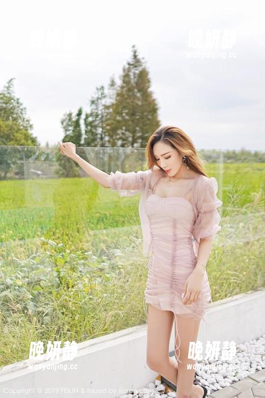 嗲囡囡 - 樱桃小犊子的定制写真，红裙像是在低语