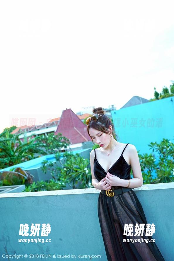 嗲囡囡 - 定制图集呈现：流氓小巫女的清纯日常与奇幻捣乱