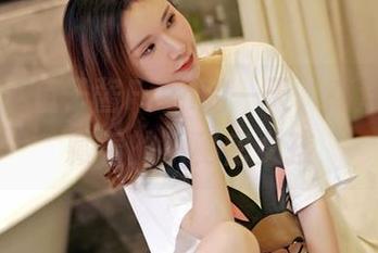 嗲囡囡 – 鱼子酱Fish的一天，高清资源里藏着的小秘密女孩