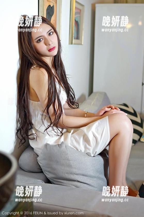 嗲囡囡 - 探访鱼子酱Fish的长腿原图：每一寸都充满想象，让我也想长一双！