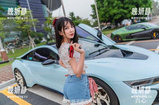 妍子坚不可摧的吊带功力深厚，原图无疑是个放大镜，揭露太多了！