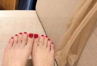微密圈 – 小仙女ELaine图集分享，自拍姿势千千万，看你能发现几个