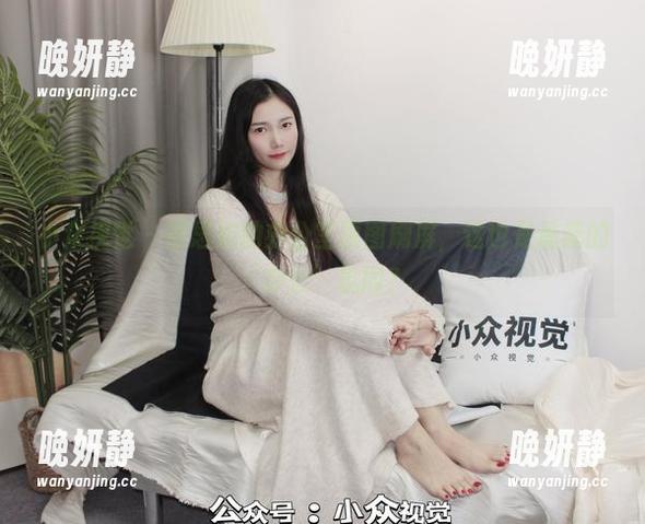 小众视觉 - 被思姐的办公室原图刷屏，这也是最新的‘办公’氛围？