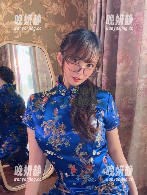 微密圈 - 睡衣图集：张思允nice在家自己嗨，真是活得精彩到位。