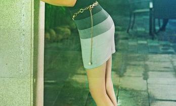 推女郎 – 松果儿的写真，怎么又油又亮？果然是照顾了皮肤水油平衡吧？