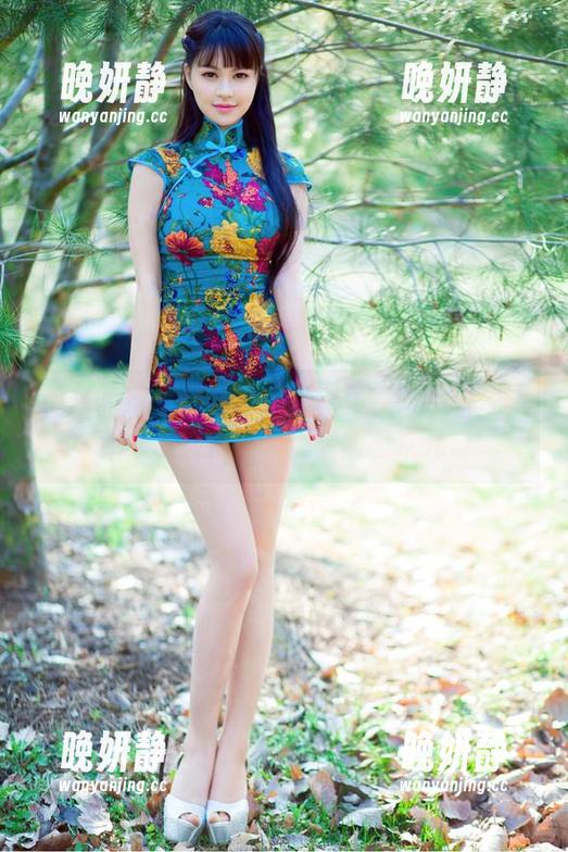 推女郎 - 王根星熙的这组连体衣美图，让我又爱又恨，真想脱离三次元...