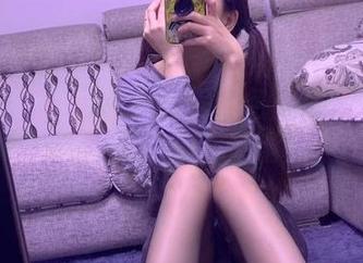 微密圈 – 提袜少女私房图包：和服下的细节，一点都不单调。