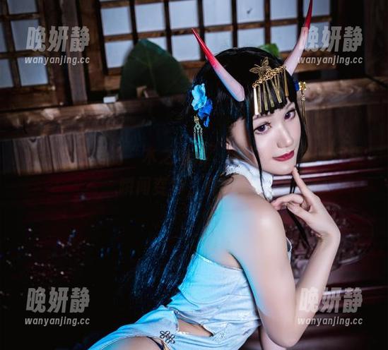 看，原图里的“木之本果”竟在真爱粉12月里瞬间变身，真有趣。