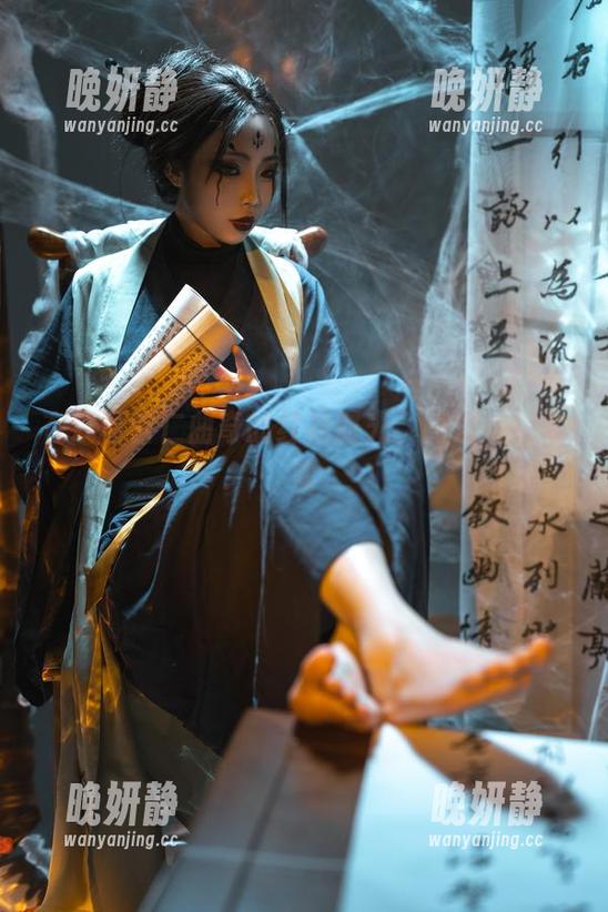在线看杏仁曲奇的红裙时光，高清宛如现实