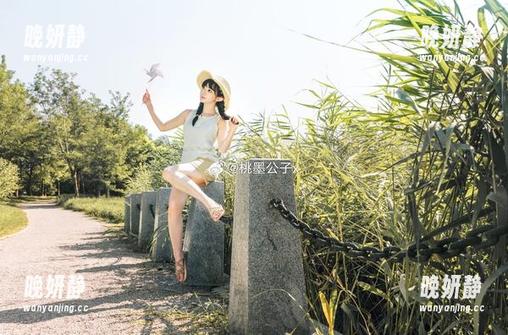 别说我没提醒你，桃墨公子的希娜小姐原图是免费的，不去看就亏大了。