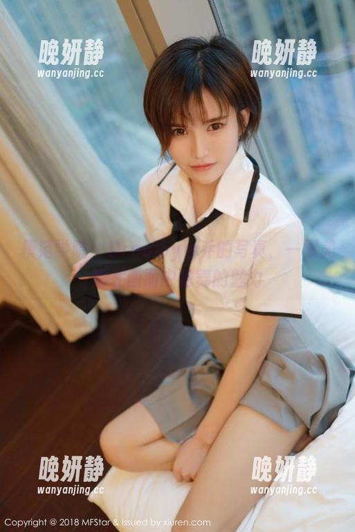 模范学院 - Dreamy小乔的写真，一双美脚在画面中独舞的魅力