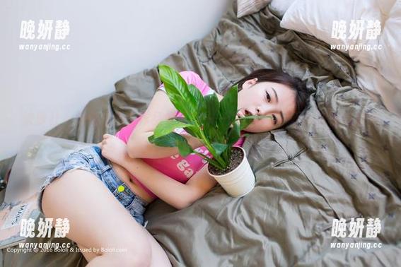 波萝社 - 柳侑绮黑白作品集更新——说到这里，不知道你有没有一丝想法？