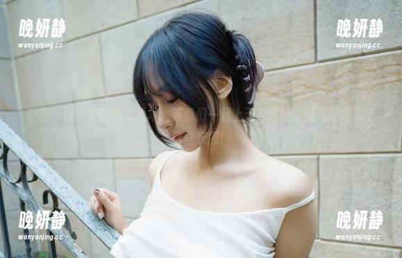 原图：浅安安的制服秀场，等我们一起上天，下海，竟然都是为了这些衣服！