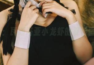 菈菈水着：瓦斯塔亚小龙虾的夏日图集之旅