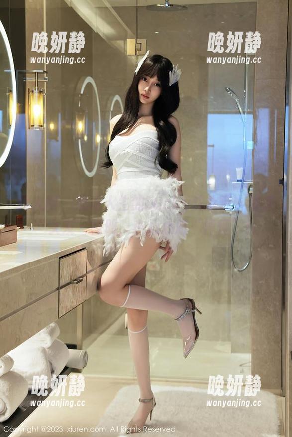 秀人网 - 戏谑人生的Lucky沈欢欣，带来“女友”图册，小心心脏“怦怦”！
