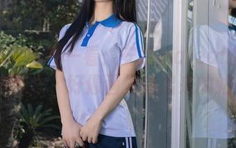 秀人网 – 睁眼一看：安然maleah定制的JK图片，好像画里走出来的姑娘