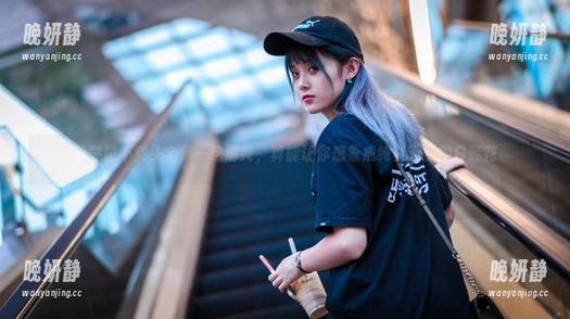 秋楚楚不秃头全集—这清纯，真能让你想象成纯真无邪的白莲花