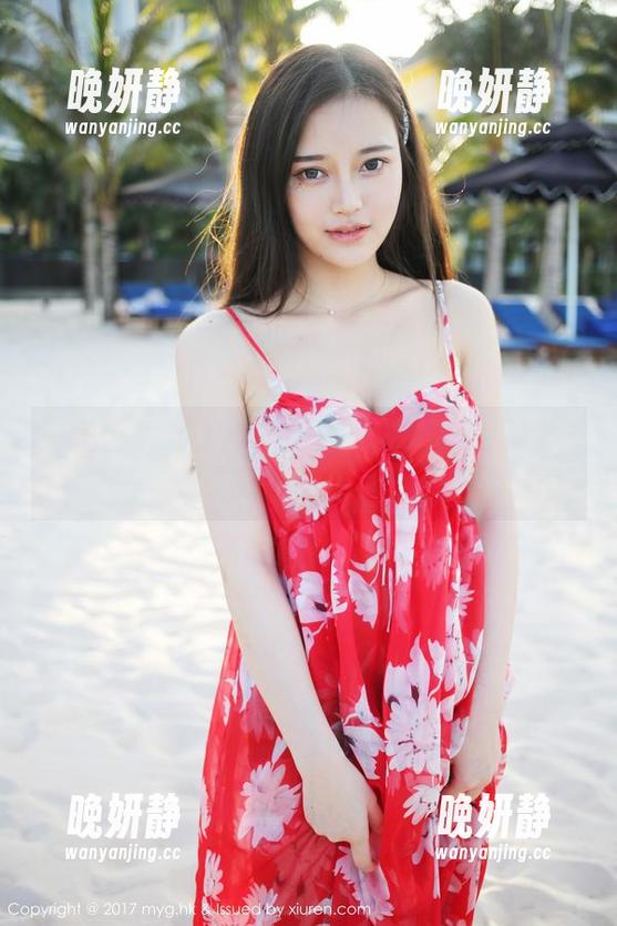 美媛馆 - 线上独家！美桃酱写真里的每一只脚都在追寻关注。