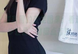 袜啵啵 – 甜甜圈的美足图集：看这里，脚步轻盈，甜蜜点击！