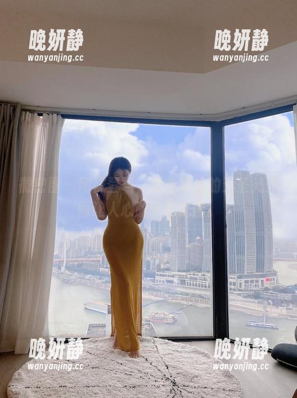 微密圈 - 网袜登场，雪怡妹纸的无圣光美图让人心脏小鹿乱撞。