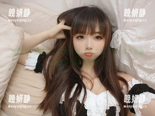 想看吗？雪琪SAMA的白丝JK写真资源里，多少隐晦的暗示在等你发掘！